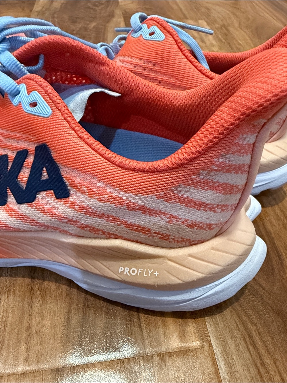 Hoka Mach 5 pro fly plus Women's Coral Running Shoes with Light Blue Laces - Picture 5 of 9